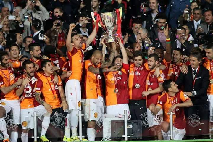 erhan4842's profile banner image