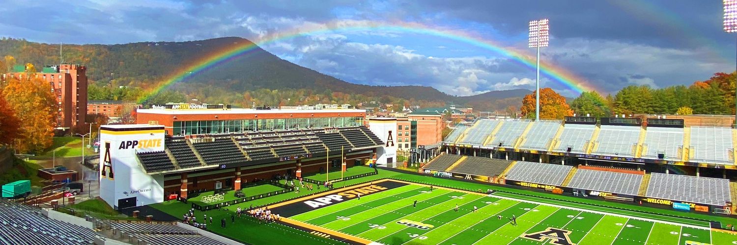 Roxanne Wellenstein banner