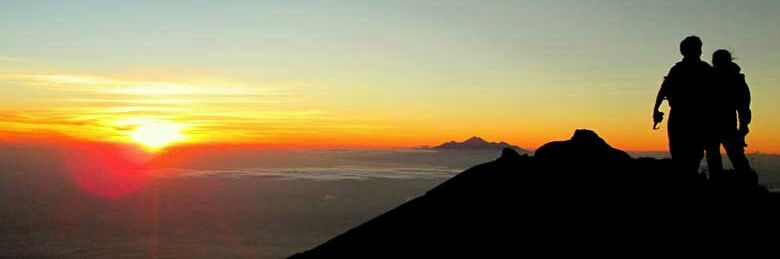FitriaHastri's profile banner image
