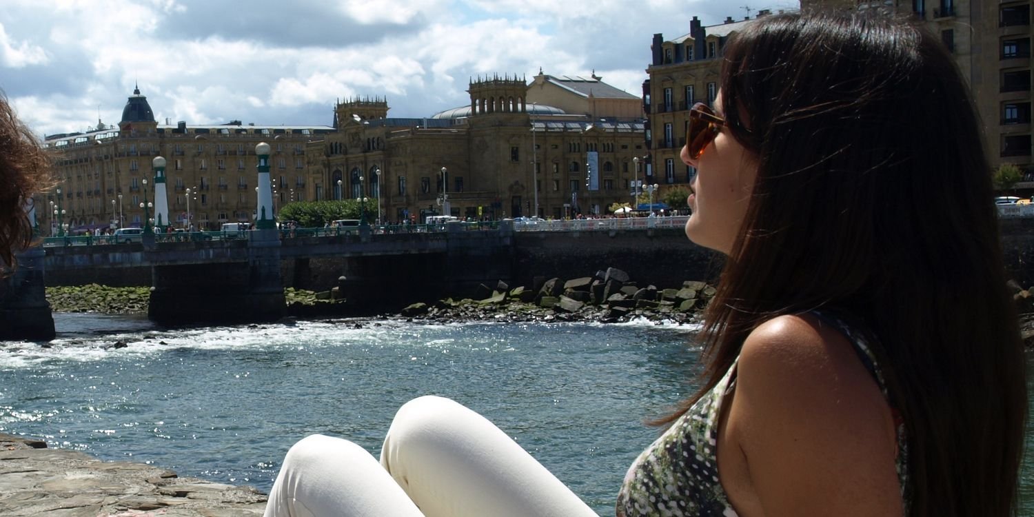 carmenncik's profile banner image