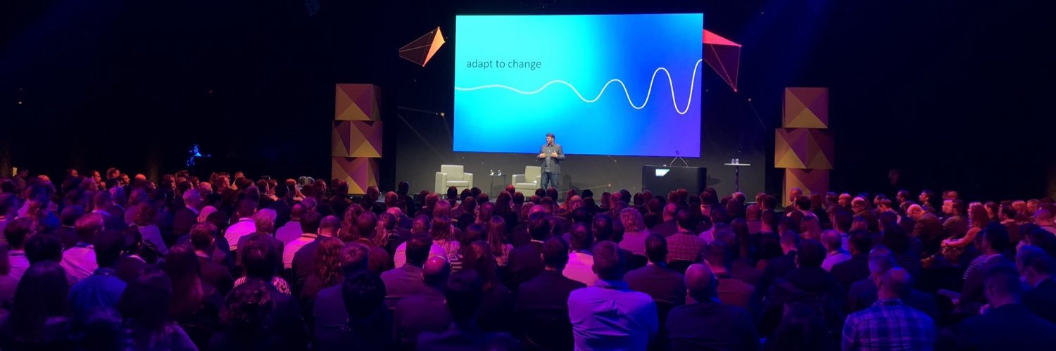 Luke Williams banner