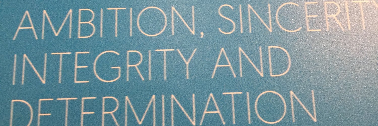 Dr Louise Bramley RN (she/her) banner