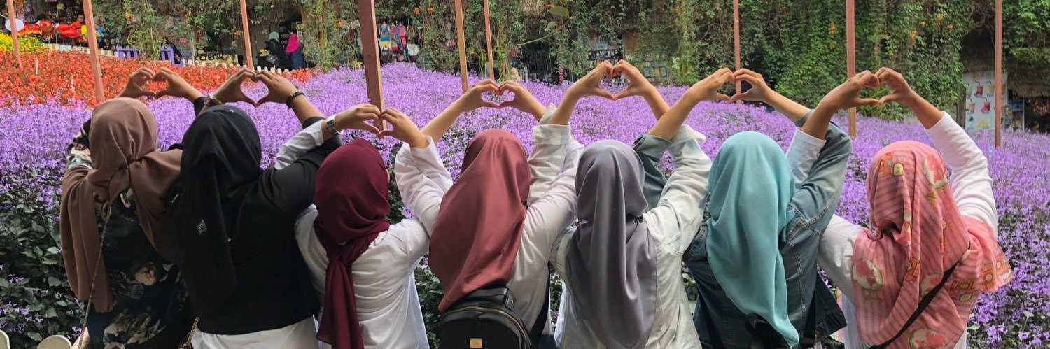 putry_lily's profile banner image