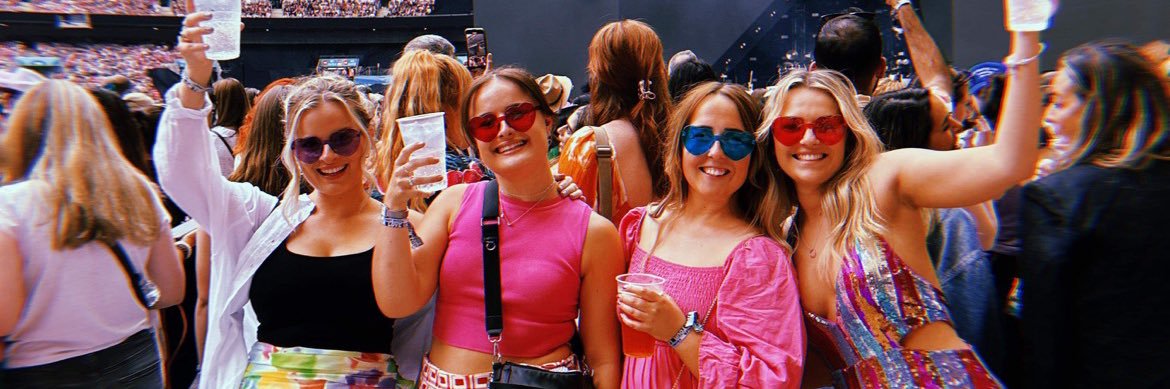 ammybanks's profile banner image