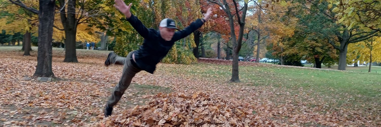 LeeJMcGee's profile banner image
