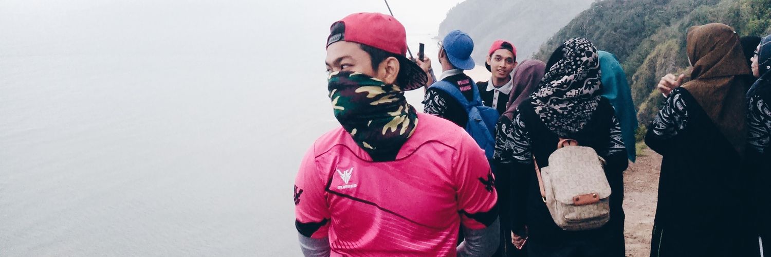 fariszainuddinC's profile banner image