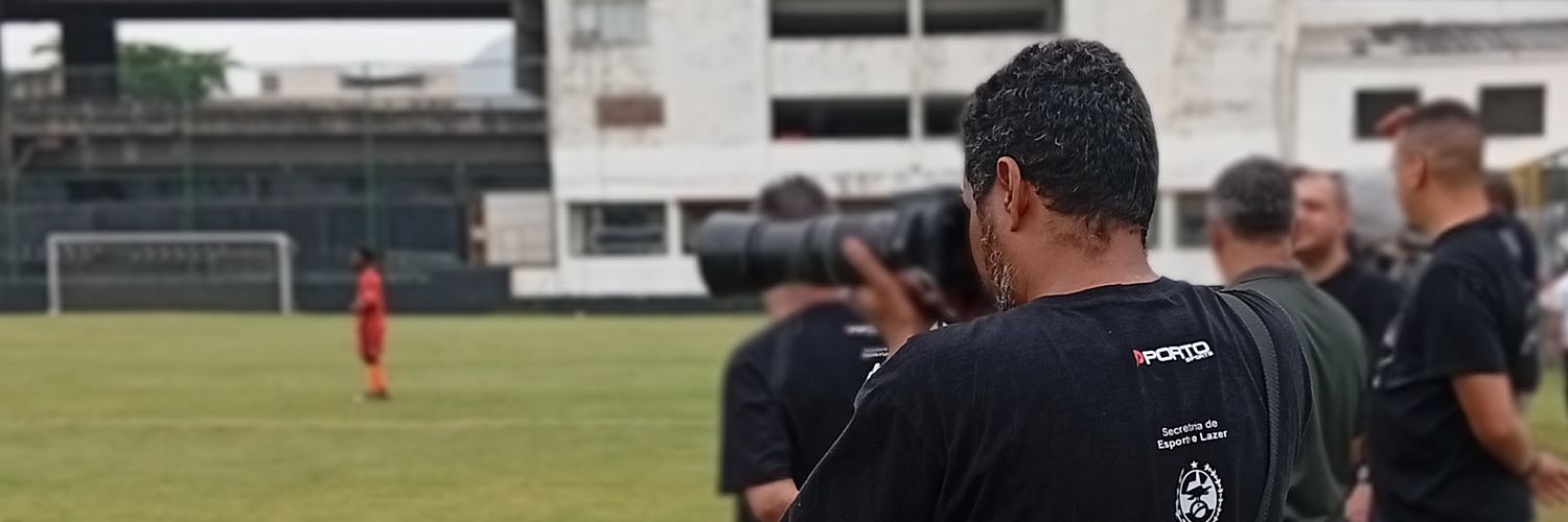 falecomodt's profile banner image