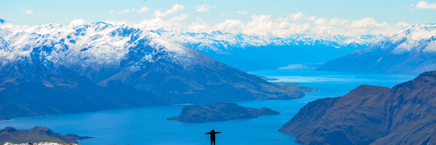opostit's profile banner image