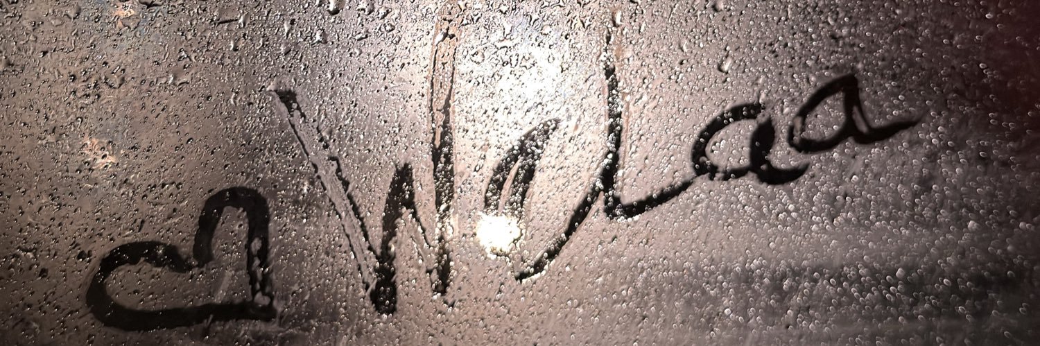 itswalaa_'s profile banner image