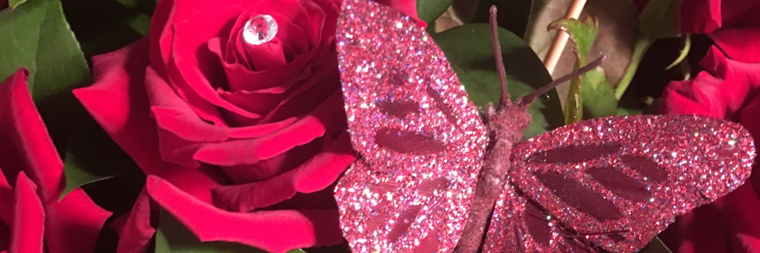 MrsThorntonx's profile banner image