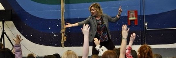 lisabowes Profile Banner