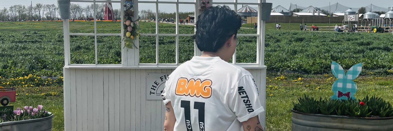 becvilla's profile banner image