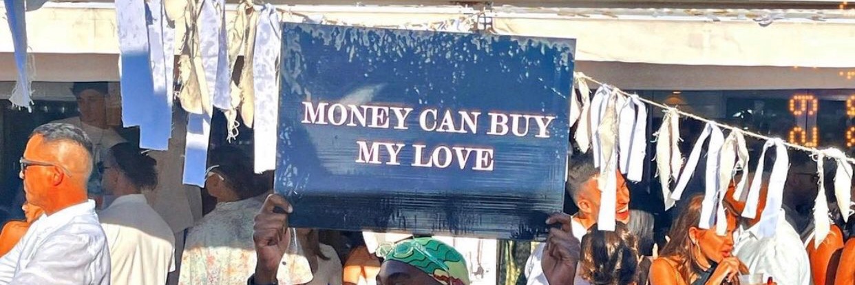 a return to love 🦋 banner