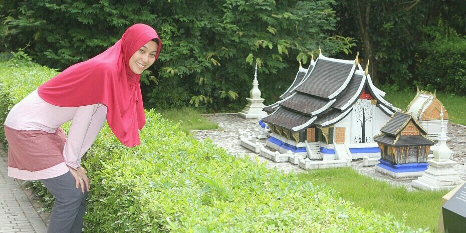 Rina Muliadi banner