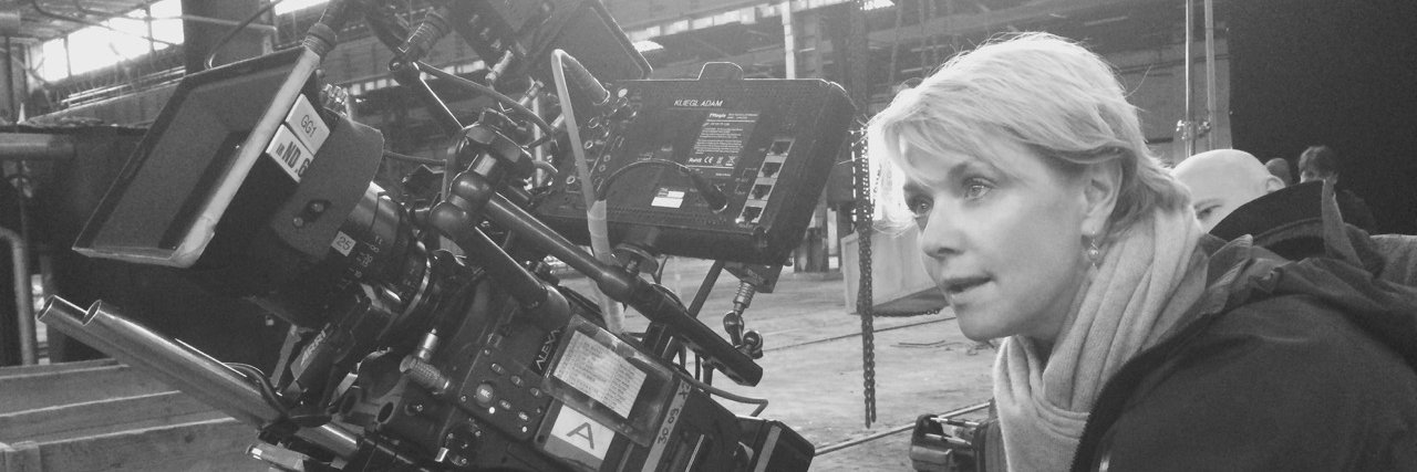 Amanda Tapping banner