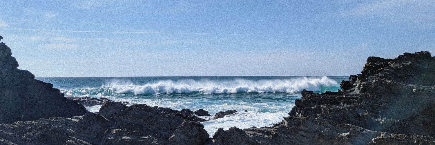 LauraCouce's profile banner image
