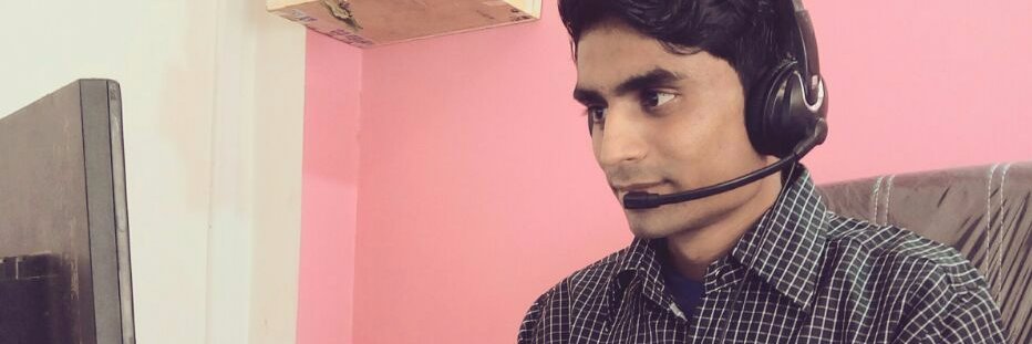 aksharmazee's profile banner image