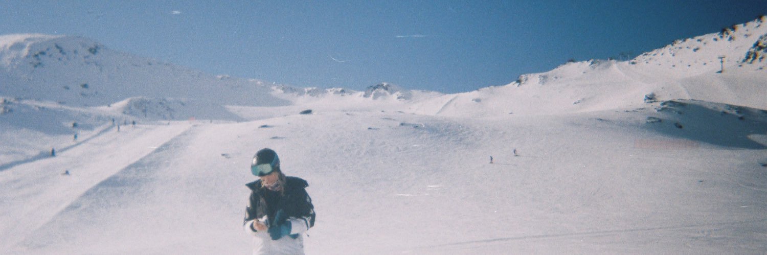 fermunka's profile banner image