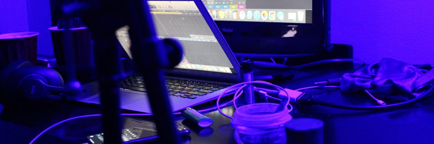 fromthe203's profile banner image