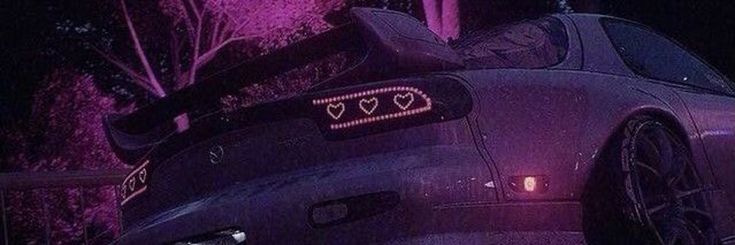 lovemilahn's profile banner image