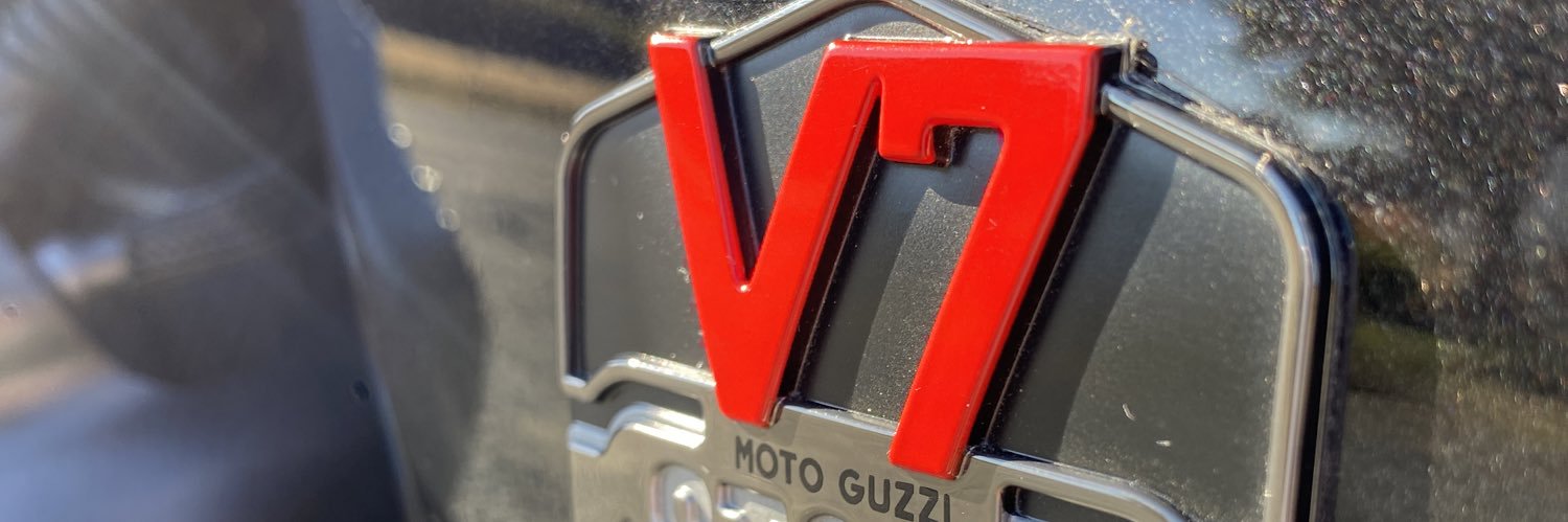 V7seTk's profile banner image