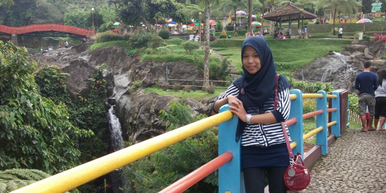 naila403's profile banner image