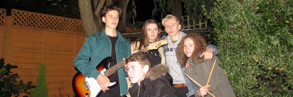Heaps Band banner