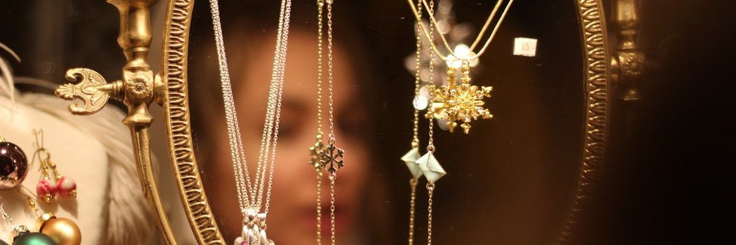 noureenraza2's profile banner image