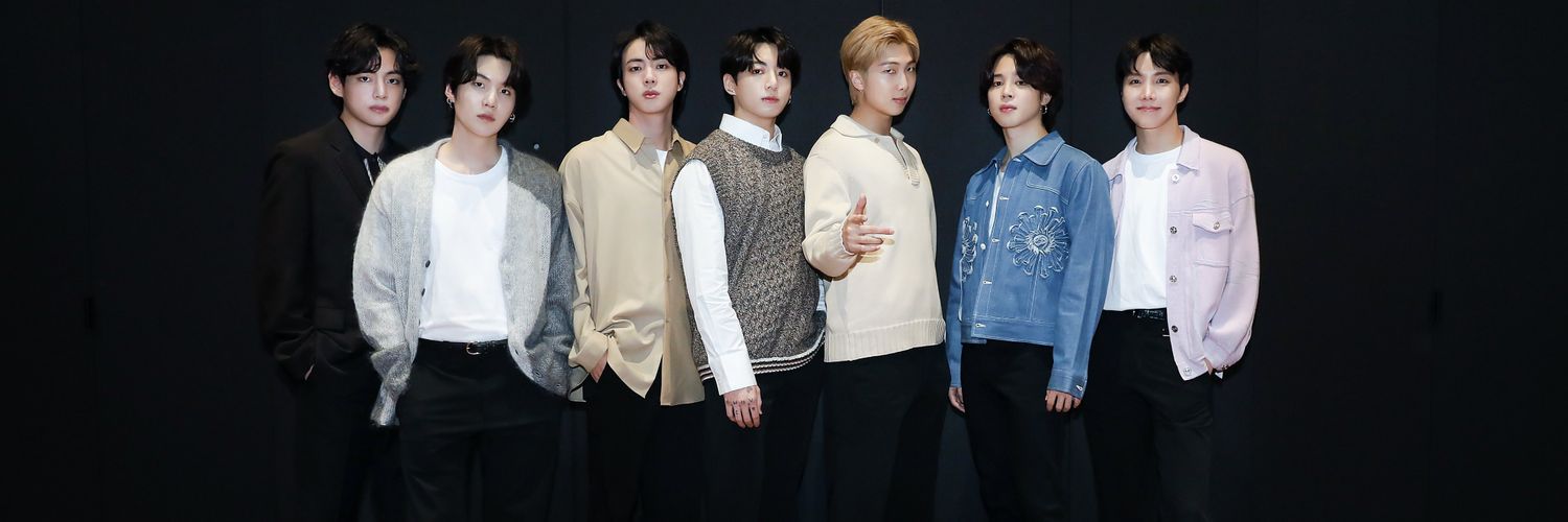 DTHr9709's profile banner image