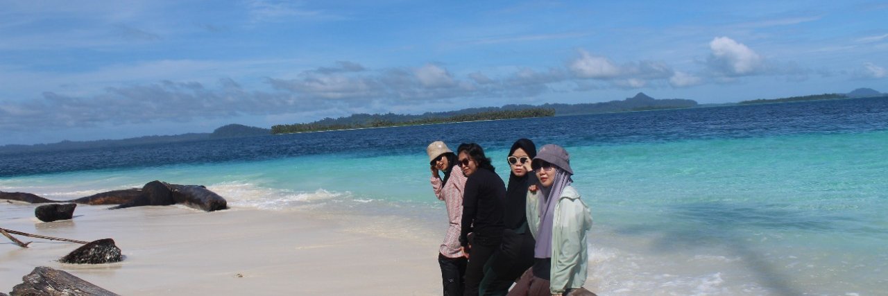 izmi_munthe's profile banner image