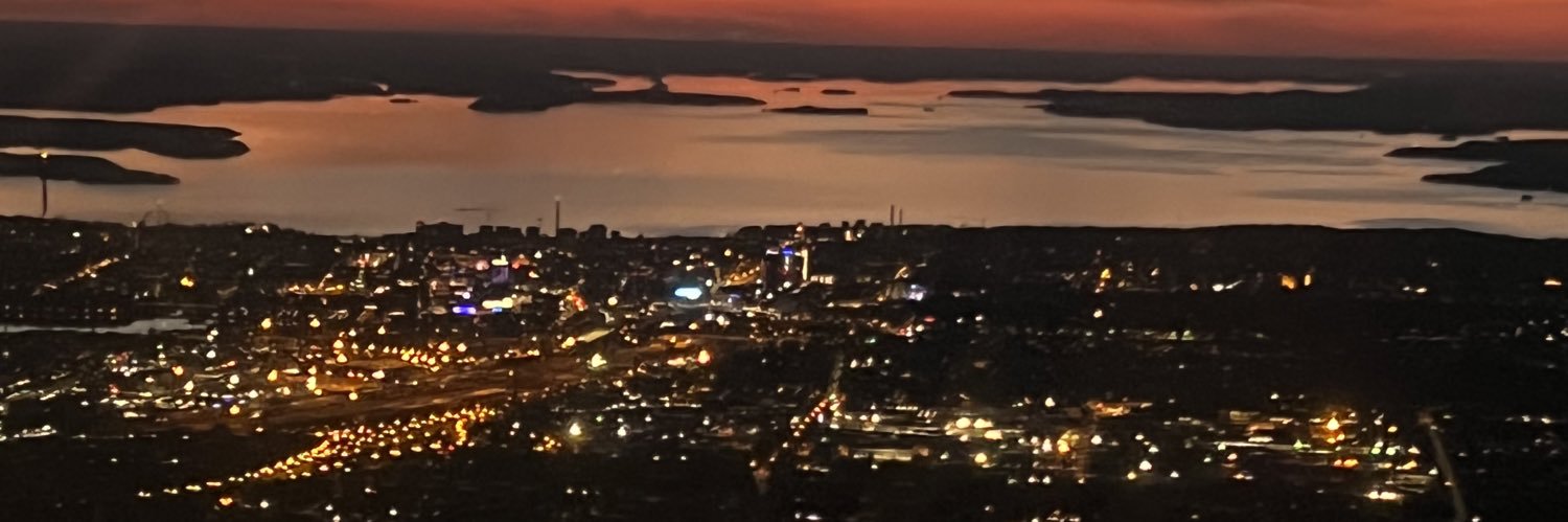 Roope Tähkä banner