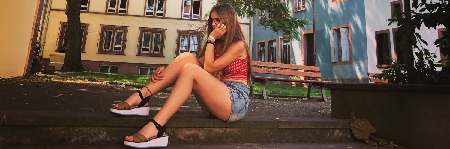 HotmJanira's profile banner image