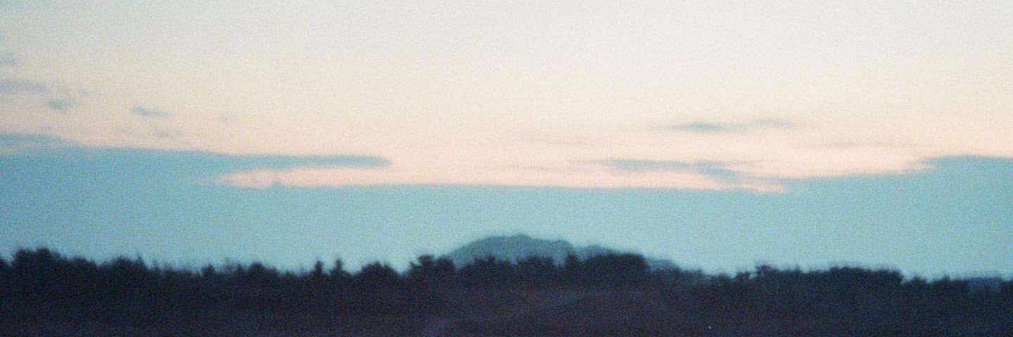 😢 banner