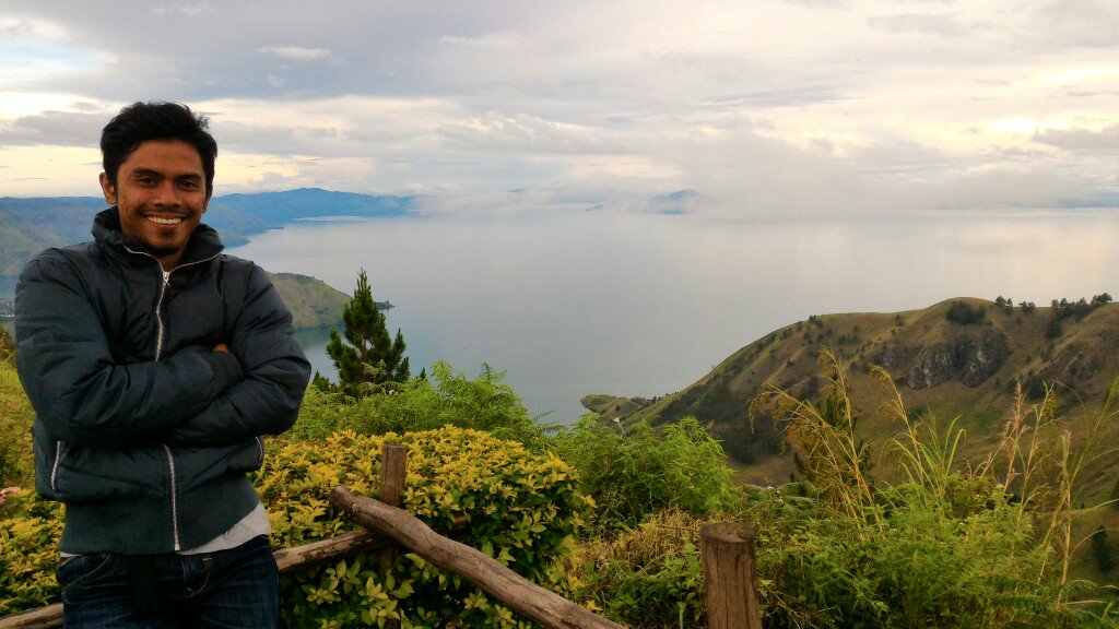ricoempe's profile banner image