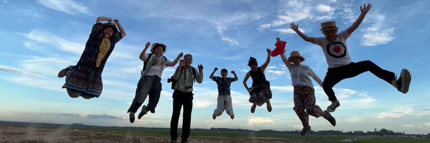 akepeace's profile banner image