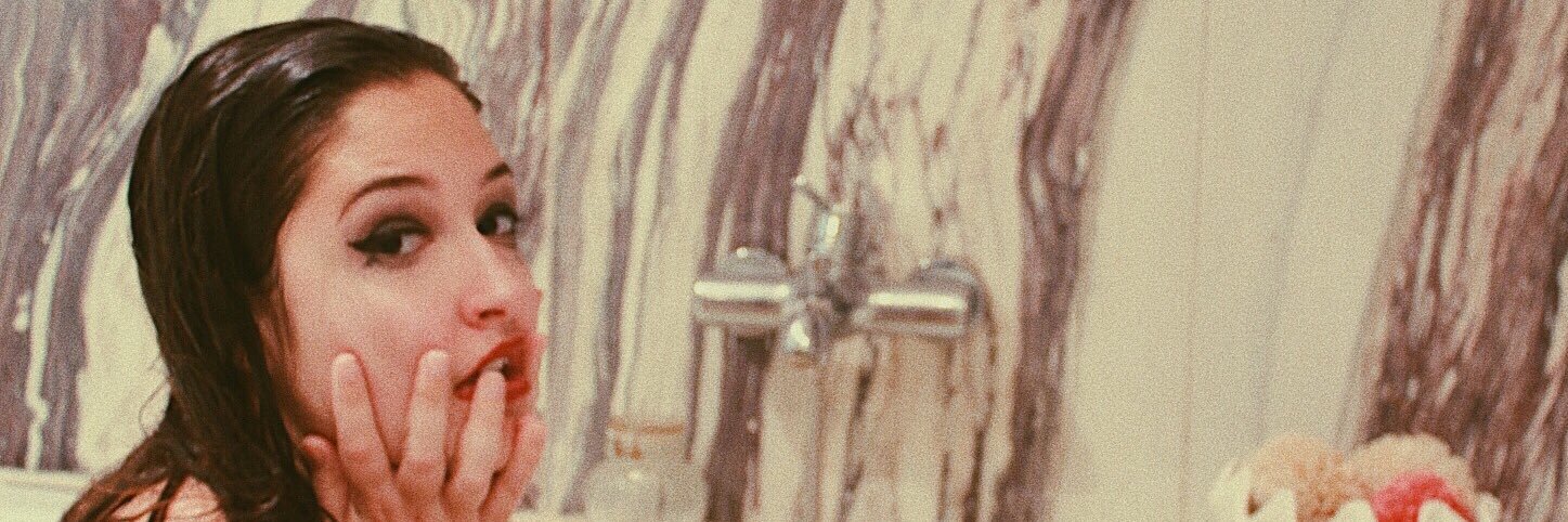 carmenbaxterr's profile banner image