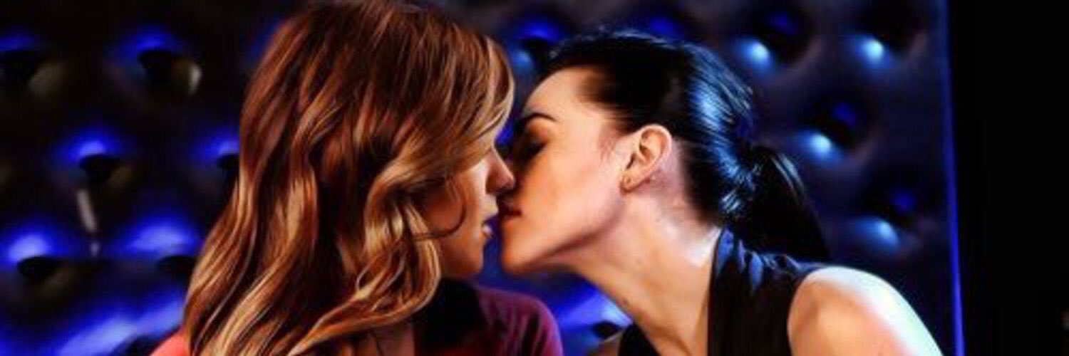 msKaraDanvers's profile banner image