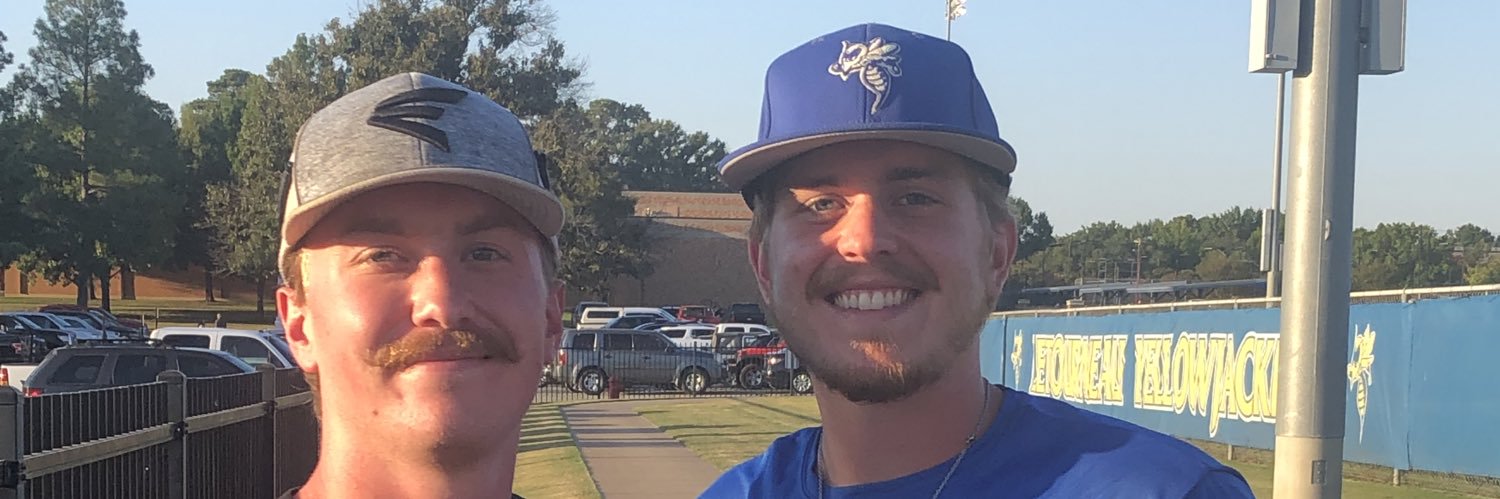 dwoo34's profile banner image