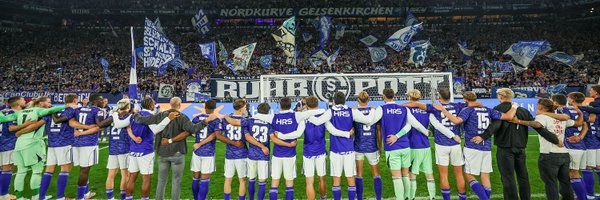 s04_es Profile Banner