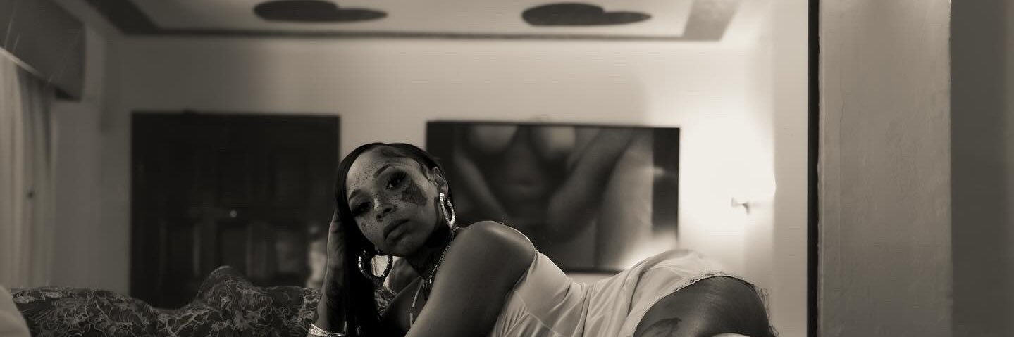 FineHeaux banner