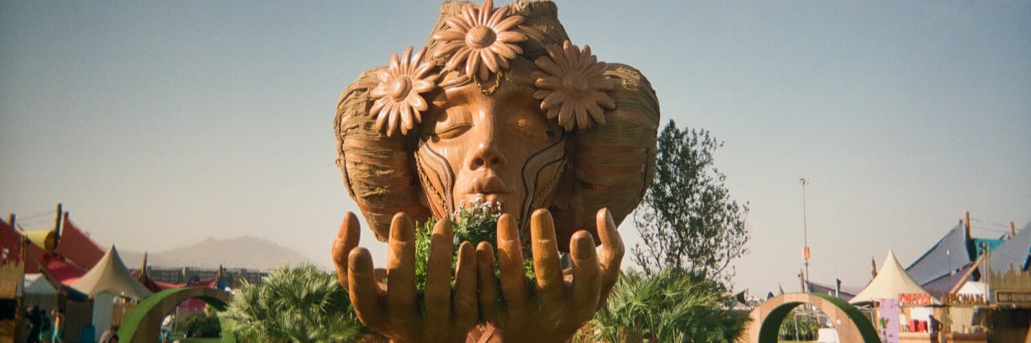 kthyvo's profile banner image