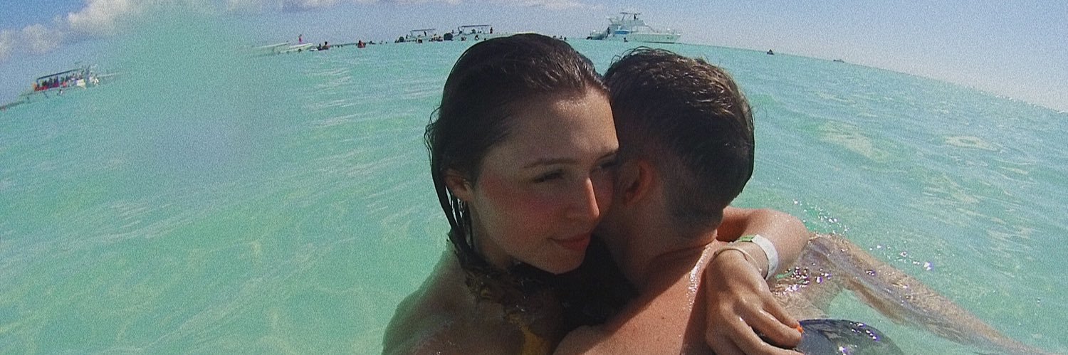 beckymitchell21's profile banner image