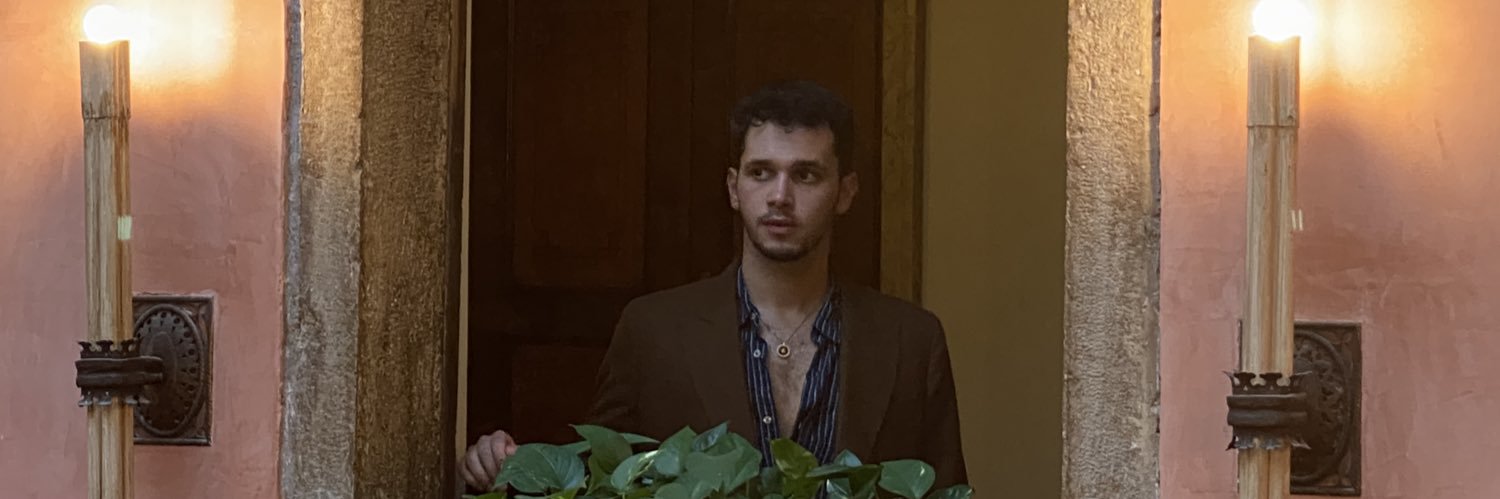 Elef | IG: Elefv banner