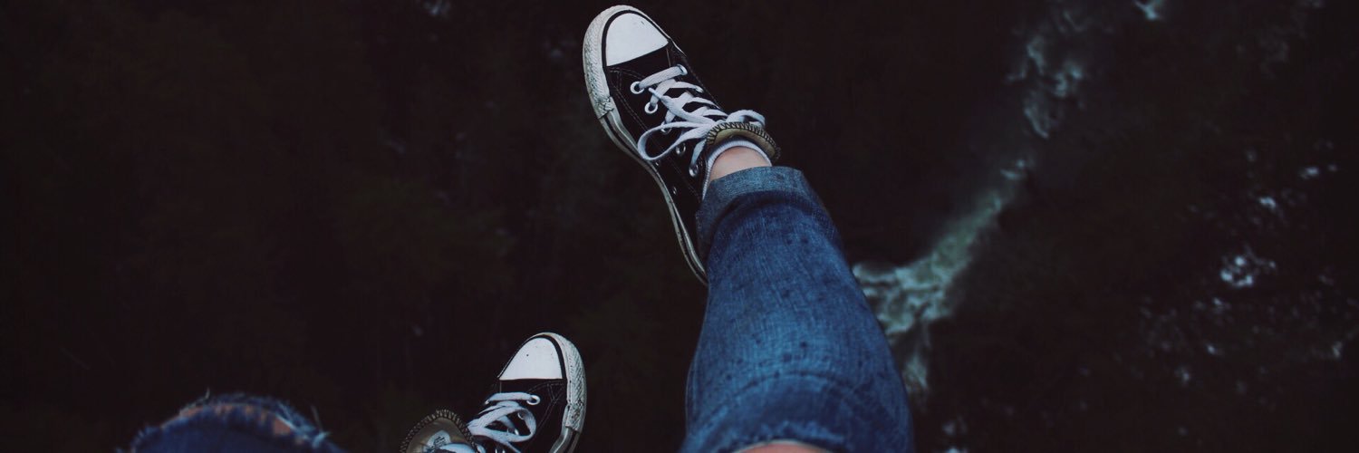 denisa_aron's profile banner image