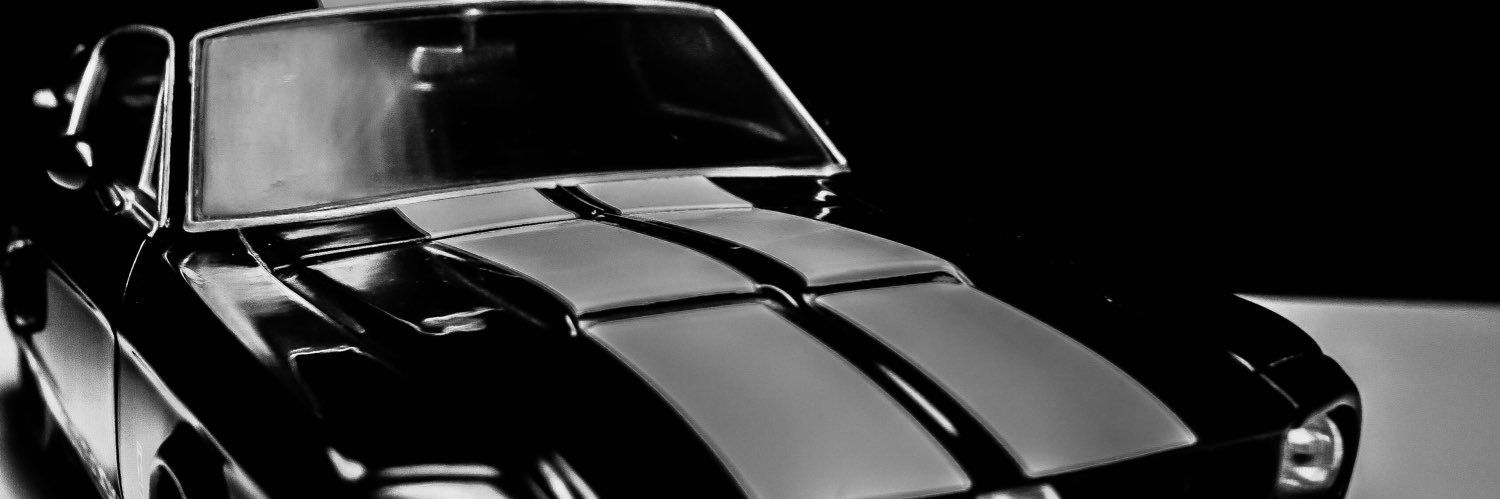 LQLVMR01's profile banner image