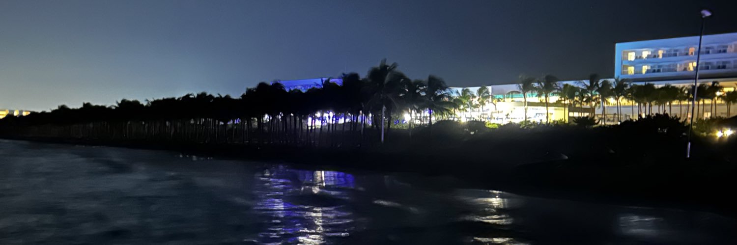 cherzy_1393's profile banner image