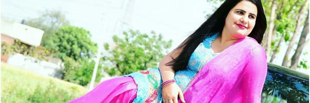 komal_di7's profile banner image
