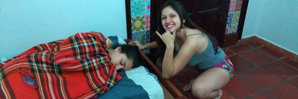 rebecadelmiro's profile banner image