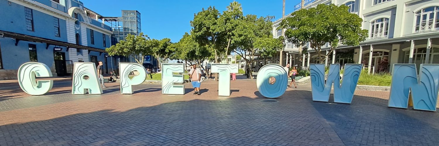 qɹʎɐu 🪬🥹 banner