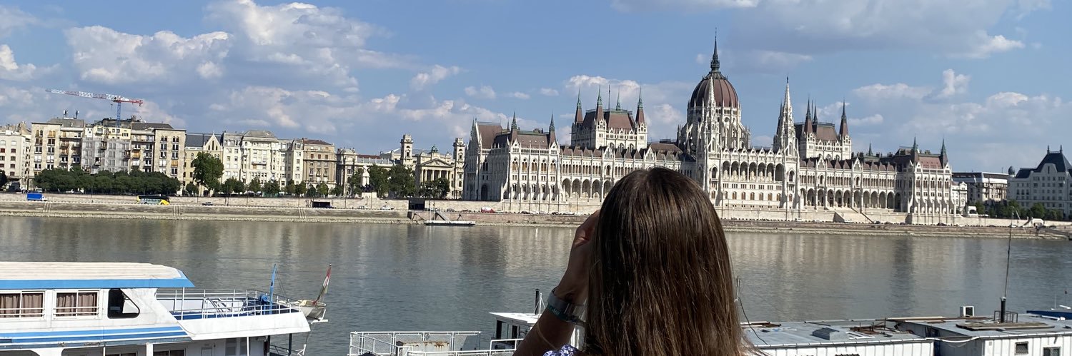 bruna_gaio's profile banner image